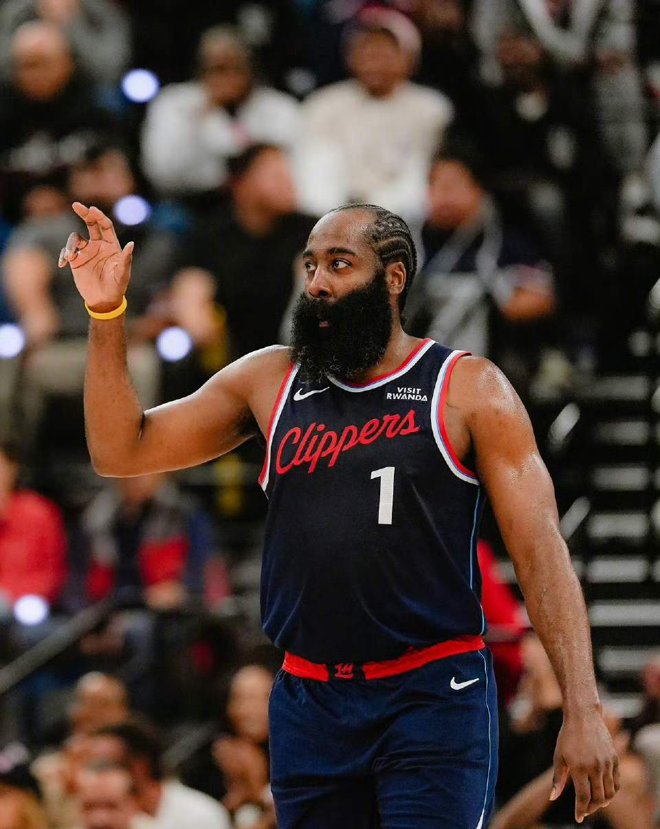 九游娱乐-哈登在阿森纳比赛中爆冷，高光表现引发热议！的简单介绍